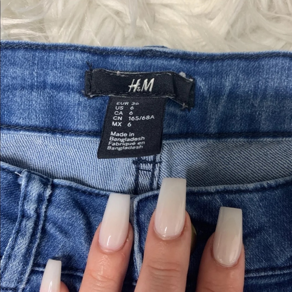 H&M jeans - Picture 2 of 3